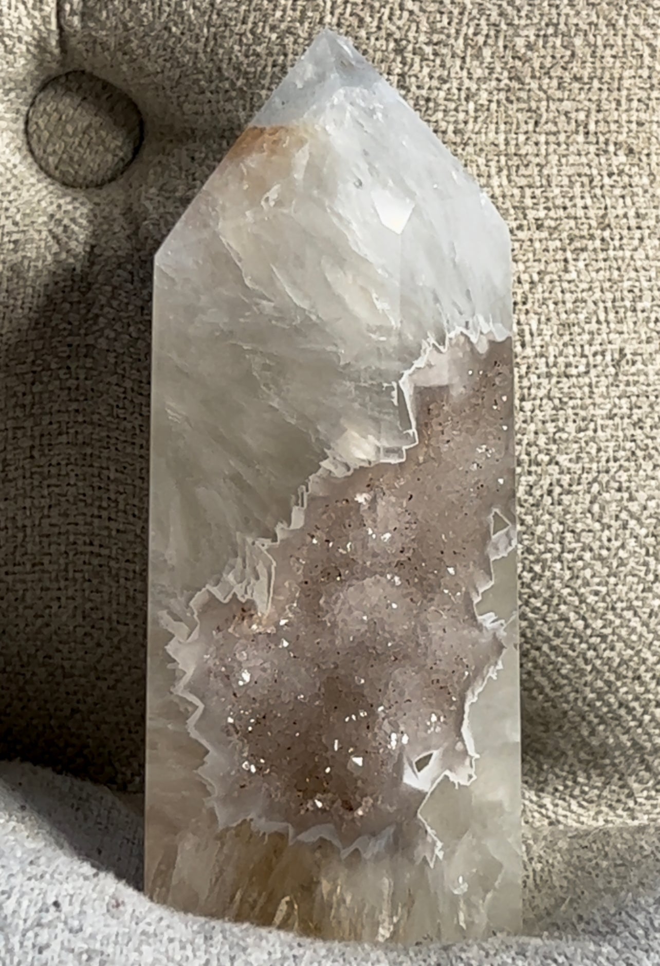 Agate Tower w/ Light Peach Druzy