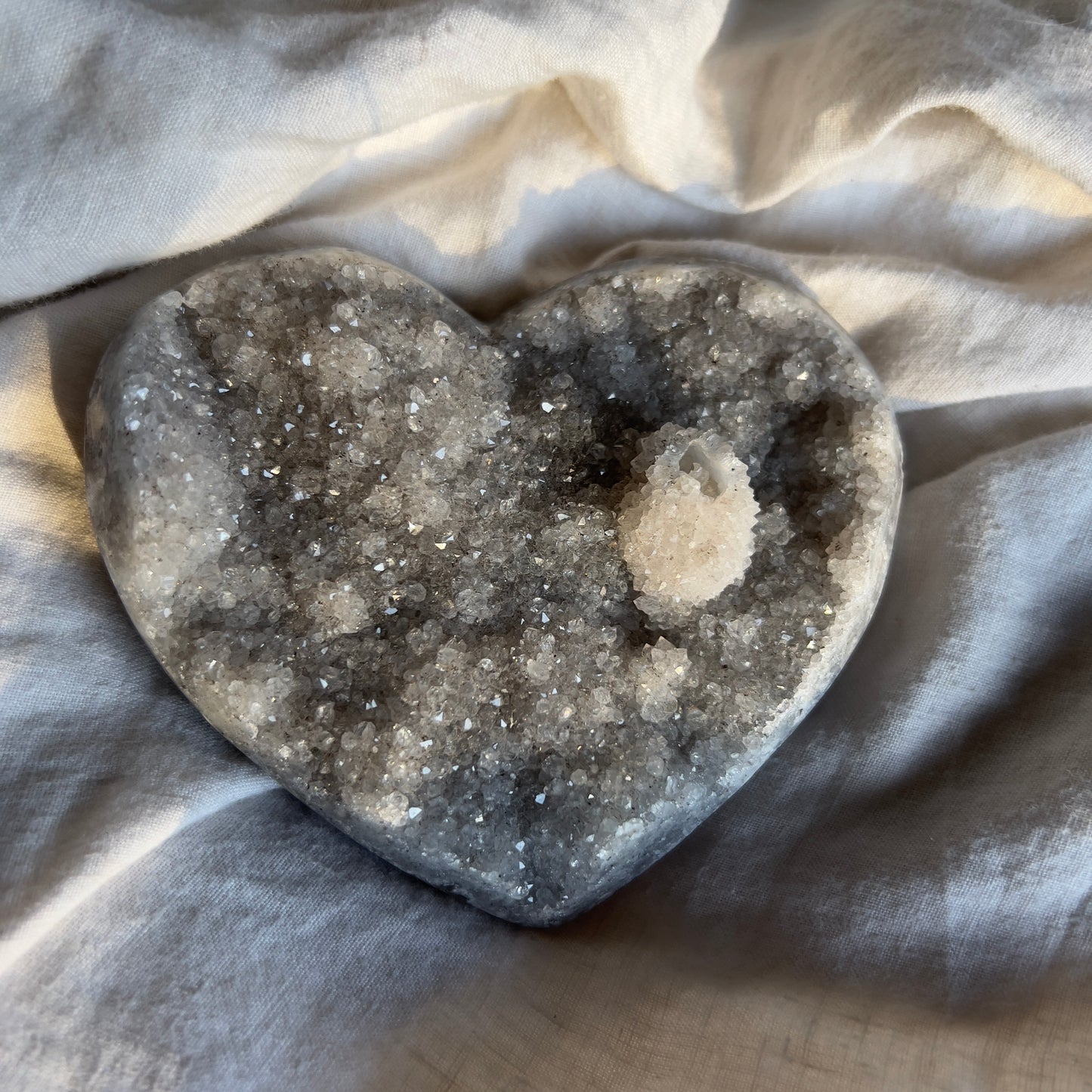 Zeolite Hearts w/Stand